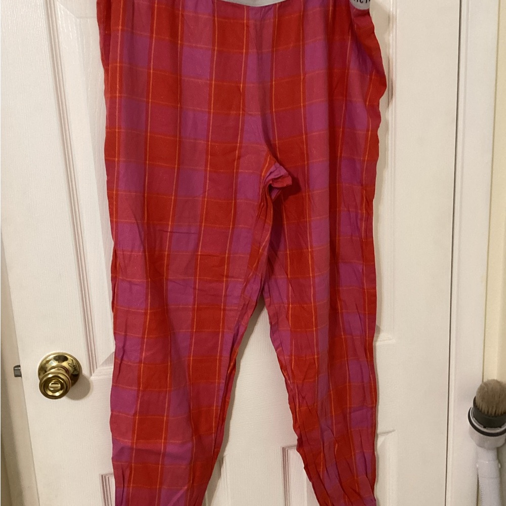 🛍️Victoria's Secret Red and Pink Plaid Pajama Pants